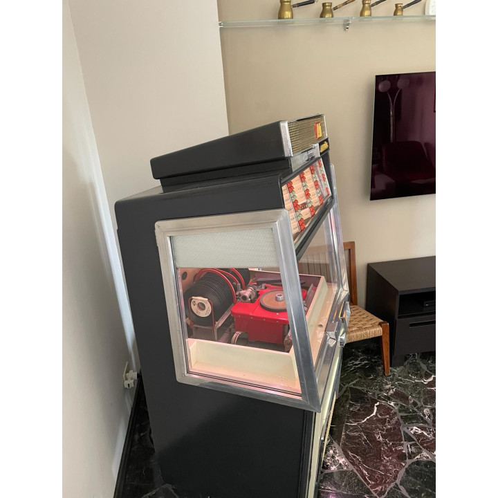 Ami Rowe Jukebox Ami Rowe Rowe AMI modello F 40 Condizione: visto e piaciuto 3 Rowe AMI modello F-40 jukebox Rowe AMI modello F 