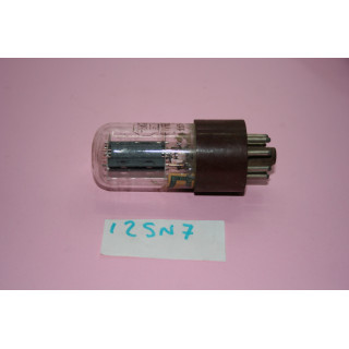 Fivre Valvole Fivre Valvola 12SN7 Condizione: pari al nuovo 1 Valvola 12SN7 Stato:USA (Stati Uniti d'America) Produttore: Common