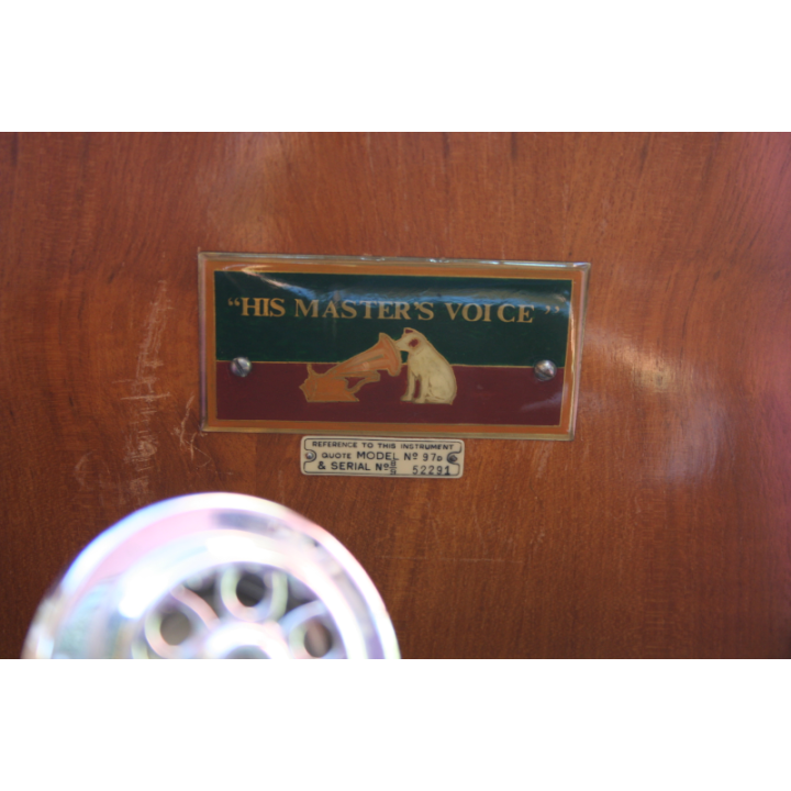 GRAMOFONO PORTATILE HMV (HIS MASTER'S VOICE) MODELLO 97 D Serial n° 8/9 52291