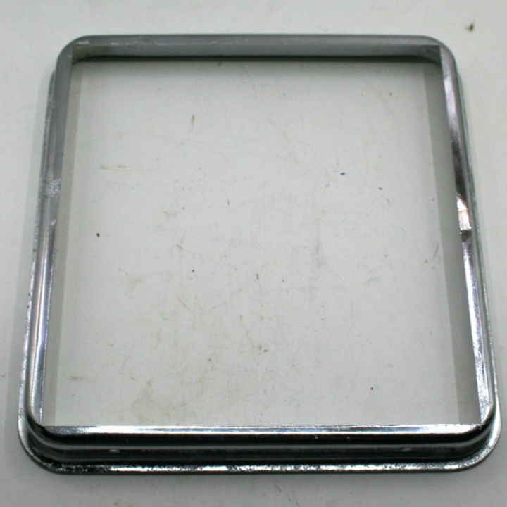 Ami Rowe Parti di ricambio Ami Rowe Telaio per sportello jukebox cromato ami wurlitzer Condizione: Nuova Cromatura 2 Telaio per