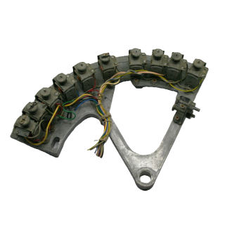 Wurlitzer Parti di ricambi Wurlitzer Gruppo Solenoidi Wurlitzer 68617 e 68804 Condizione: visto e piaciuto 1 Gruppo Solenoidi Wu