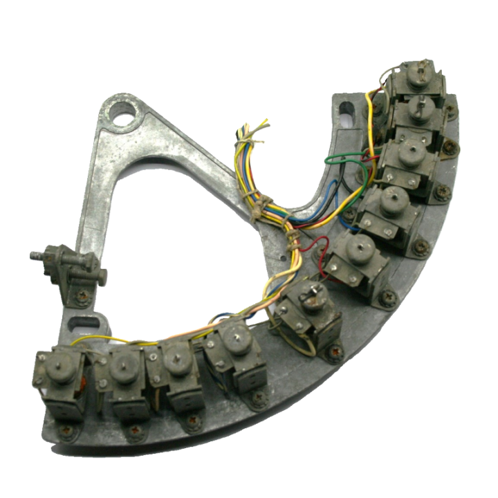 Wurlitzer Parti di ricambi Wurlitzer Gruppo Solenoidi Wurlitzer 68617 e 68804 Condizione: visto e piaciuto 2 Gruppo Solenoidi Wu