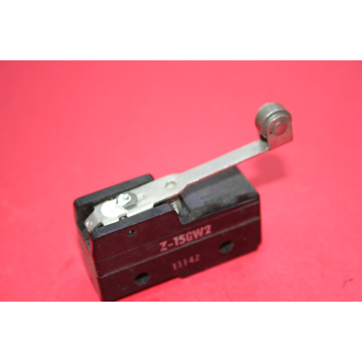 Wurlitzer Parti di ricambi Wurlitzer Finecorsa con asta a cuscinetto Condizione: visto e piaciuto 1 Finecorsa con asta a cuscine