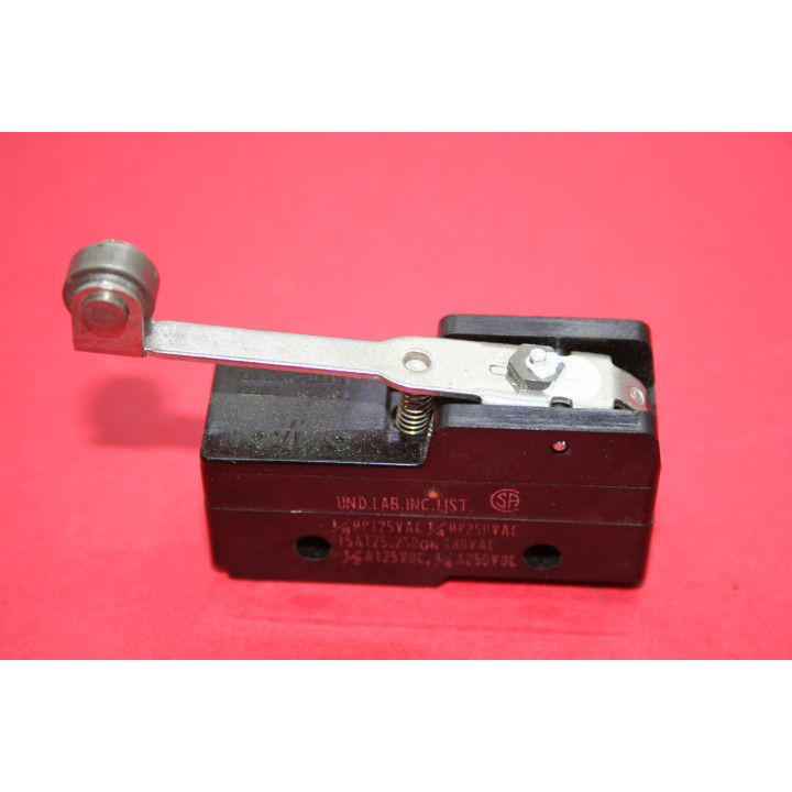 Wurlitzer Parti di ricambi Wurlitzer Finecorsa con asta a cuscinetto Condizione: visto e piaciuto 2 Finecorsa con asta a cuscine