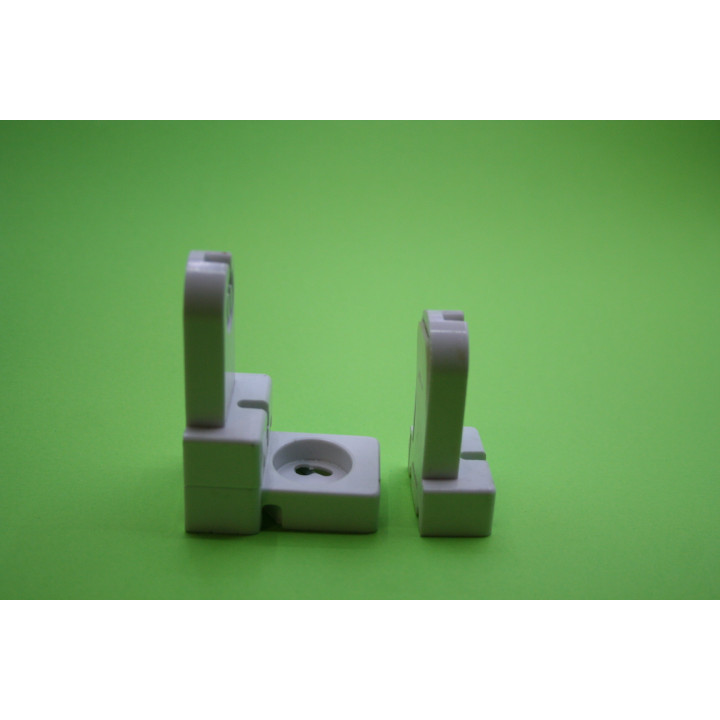 [product.brand] Tubi neon Portalampade per tubi TL T8 T12 + Porta start Condizione: visto e piaciuto 2 Portalampade per tubi TL