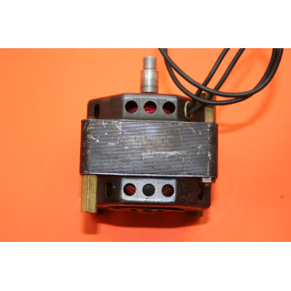 Wurlitzer Parti di ricambi Wurlitzer Motore Wurlitzer 3500 SERIE: S Condizione: Ricondizionato 1 Motore Wurlitzer 3500 SERIE: S 