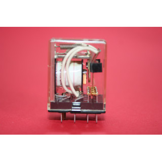 Italiano (Italian) Wurlitzer Relè, 24 VAC - rosso 1 Parti di ricambi Wurlitzer [product.weight]1 Shop I'm Jukebox iamjukebox.it 