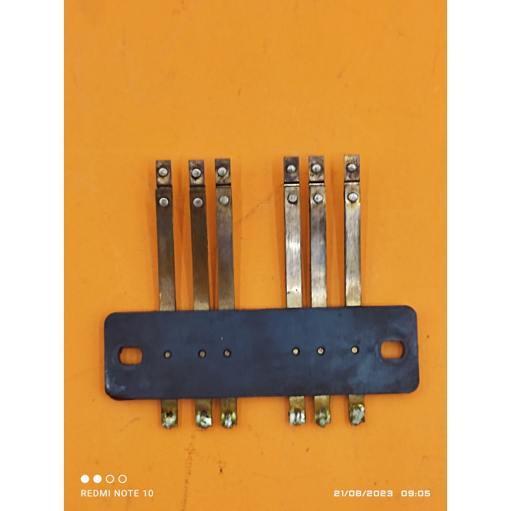 Ami Rowe Parti di ricambio Ami Rowe Contatti Slide AMI per Basket Record part F-3770 rif:2 Condizione: Ricondizionato 1 Contatti