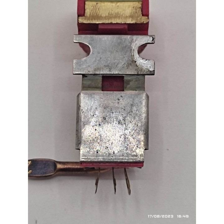 Italiano (Italian) [product.brand]RED SONOTONE 8TA per Jukebox Wurlitzer marcata 2620 3 Testine per jukebox e Giradischi [produc