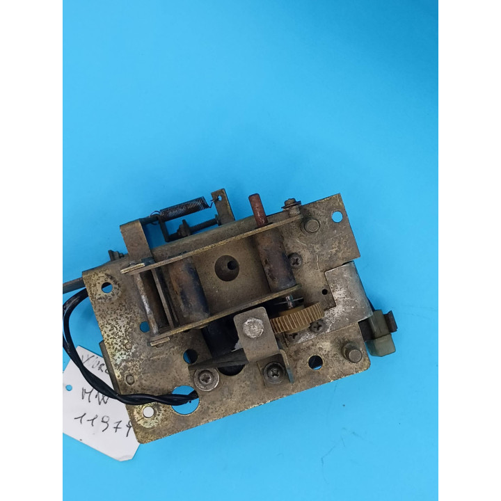 Wurlitzer Parti di ricambi Wurlitzer Motore Wurlitzer 2600 2700 2800 Gruppo motore Condizione: visto e piaciuto 1 Motore Wurlitz