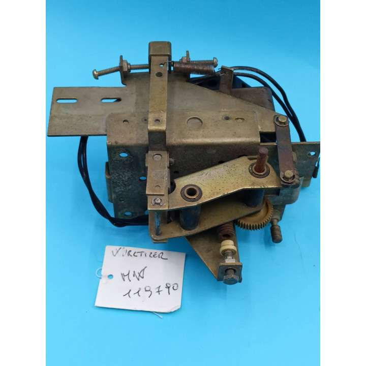 Wurlitzer Parti di ricambi Wurlitzer Motore Wurlitzer 2600 2700 2800 Gruppo motore Condizione: visto e piaciuto 3 Motore Wurlitz