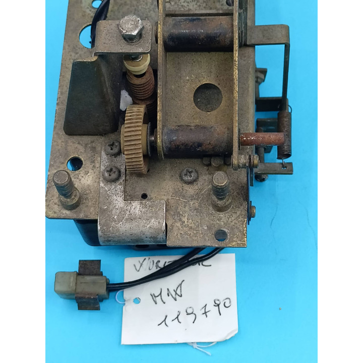 Wurlitzer Parti di ricambi Wurlitzer Motore Wurlitzer 2600 2700 2800 Gruppo motore Condizione: visto e piaciuto 4 Motore Wurlitz