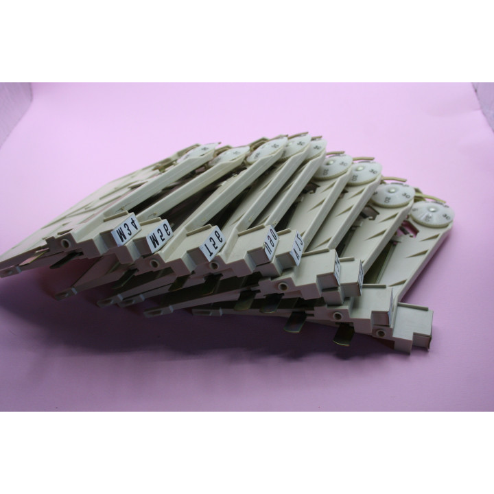 Wurlitzer Parti di ricambi Wurlitzer Wurlitzer Separatore di record 135982 Condizione: Nuovo 2 Wurlitzer Separatore di record 13