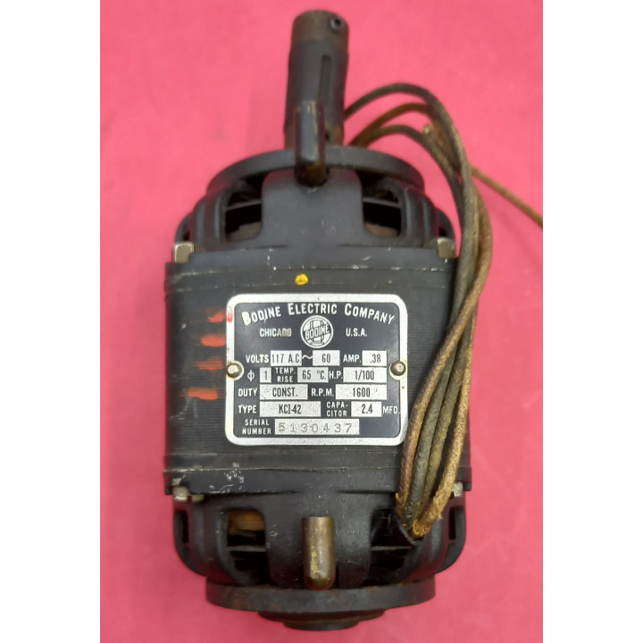 Seeburg Parti di ricambio Seeburg Motore seeborg KCI-42 Condizione: Ricondizionato 3 Motore seeborg KCI-42  Motore seeborg KCI-4