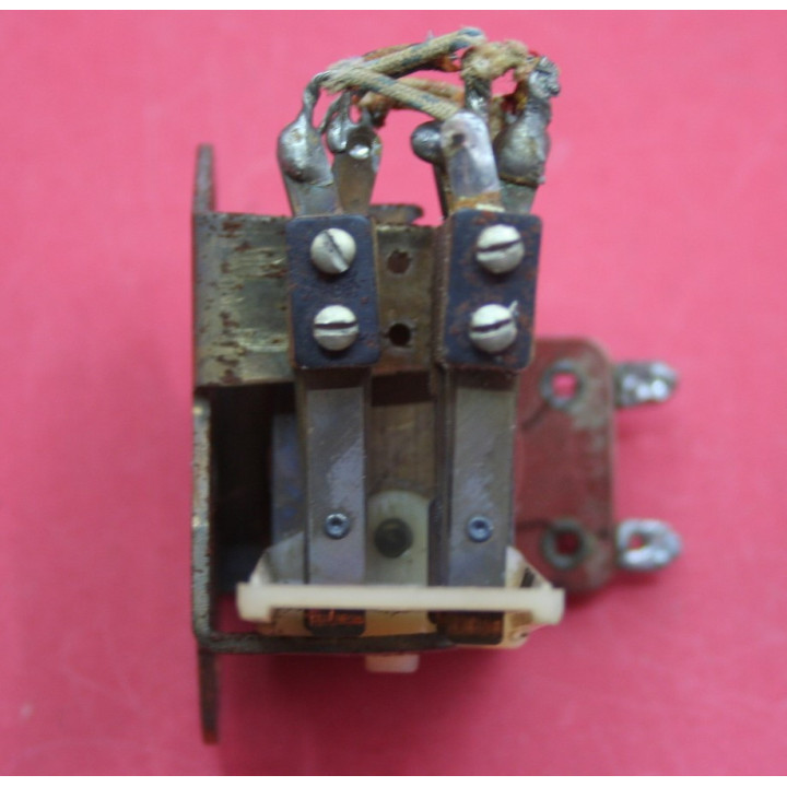 Gottlieb Parti di ricambio Gootlieb Assemblaggio doppi contatti di 1 lineea 3 unipolari 2 linea 2 contatti unipolari con Bobina