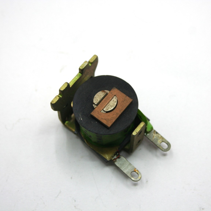 Midway Solinoidi Midway M-28 450 (Original) Condizione: NOS 2 Midway M-28 450 (Original) Midway M-28 450 Midway M-28 450 (Origin